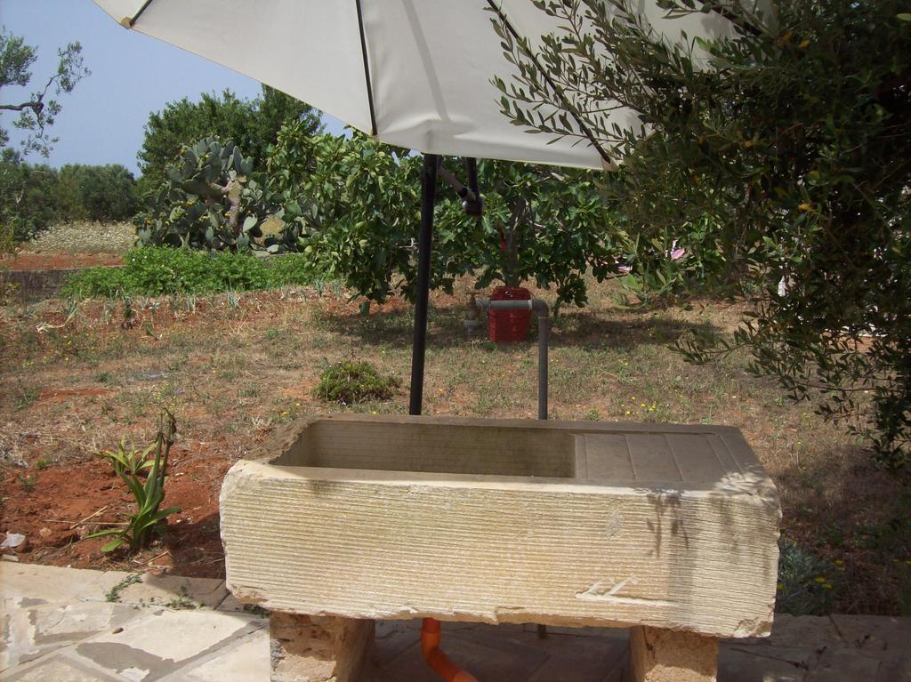 Trullo Contrada Stracca ξενώνας Alliste Εξωτερικό φωτογραφία