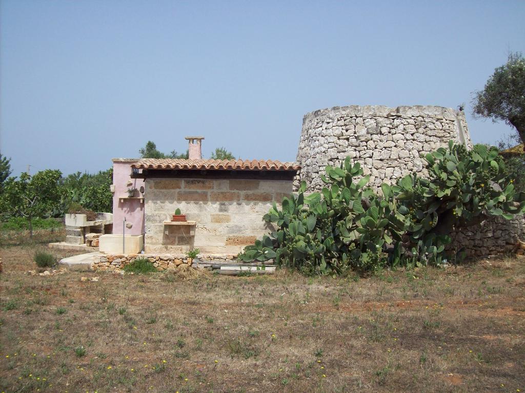 Trullo Contrada Stracca ξενώνας Alliste Εξωτερικό φωτογραφία